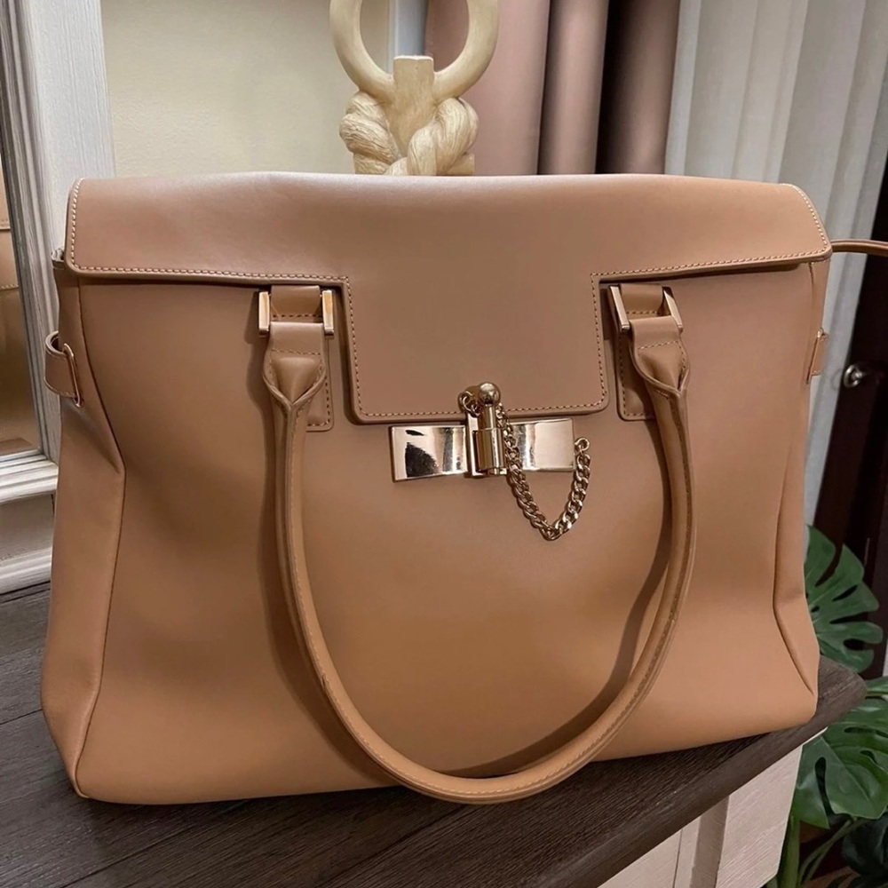 LC Lauren Conrad Runway Collection Tote